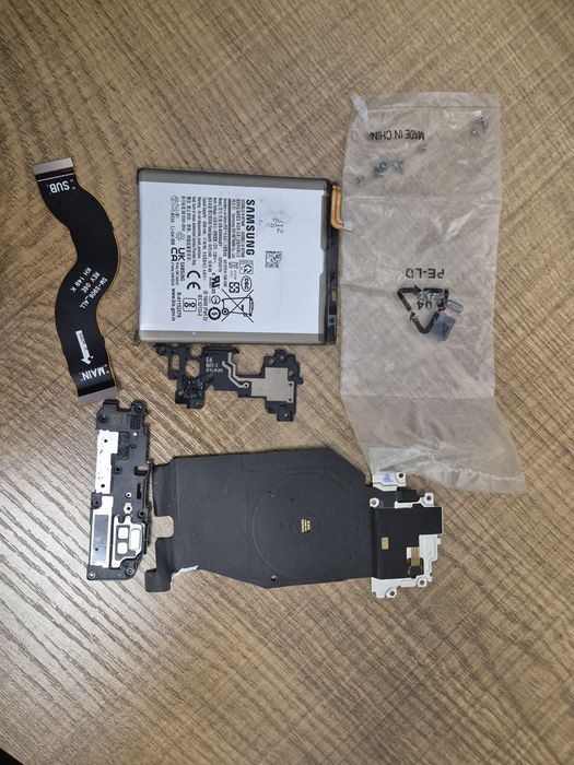 Piese Samsung Galaxy S22 plus