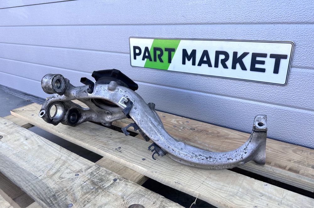 Десен шенкел AUDI A6 A7 C8 4K 4K0407242D 4K0407560D