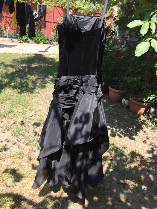 Rochie eleganta cu voaluri