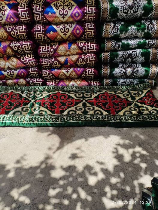 Көрпешелер бар қыз жуклер тигемиз Даставка ХИЗМЕТЫ бар