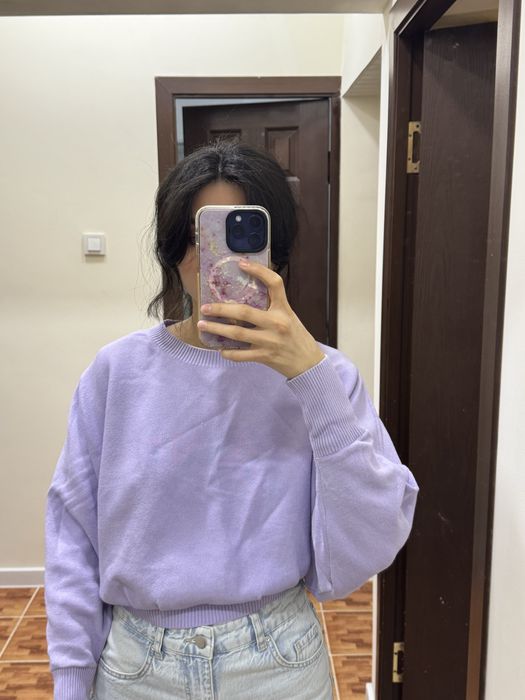 Продаю красивый свитер