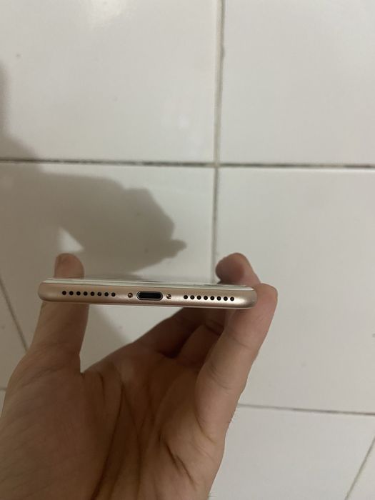 Iphone 8 plus 128 talik