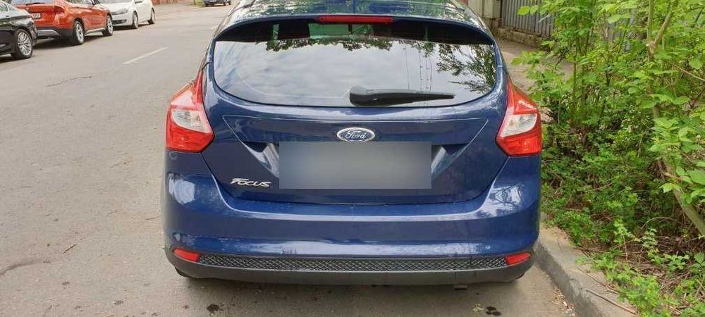 Vând Ford focus 2012