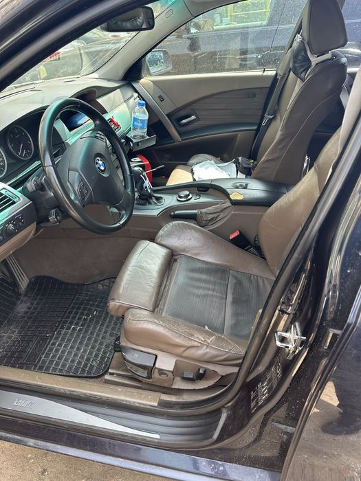 BMW 520d E61 2006г.