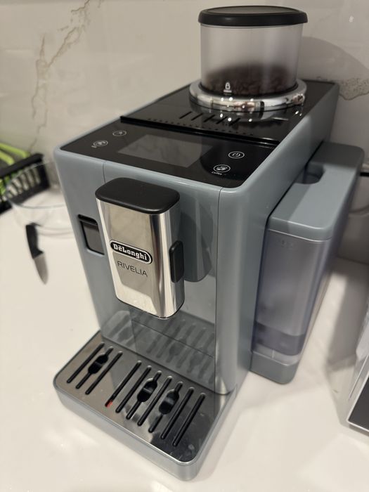 Кофемашина Delonghi