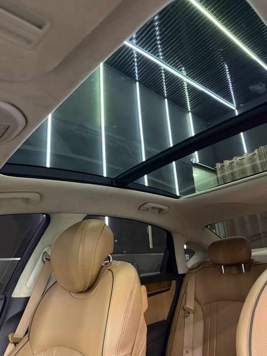 Genesis G 80 Full