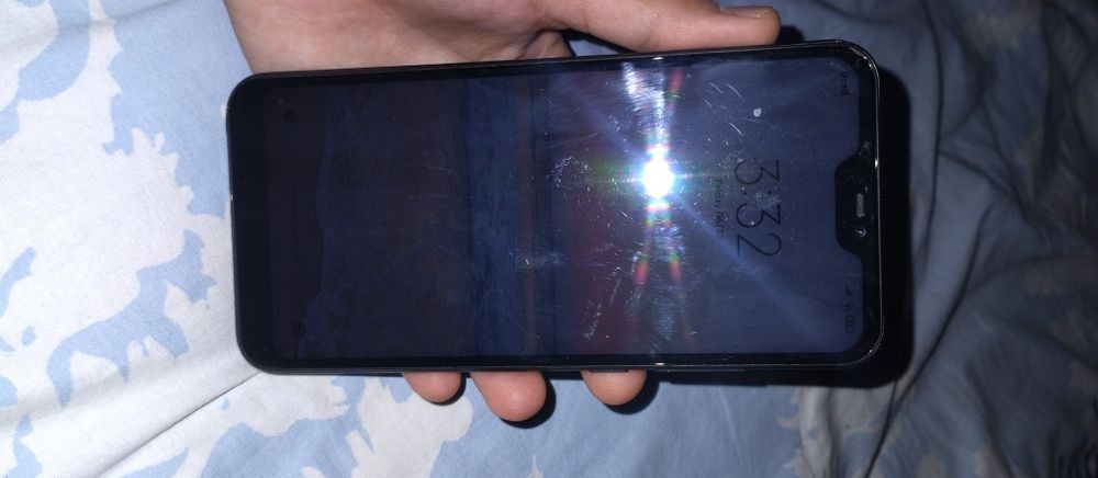 Redmi 6 pro Karobka bor kelishamz abmen iphone 6s 7