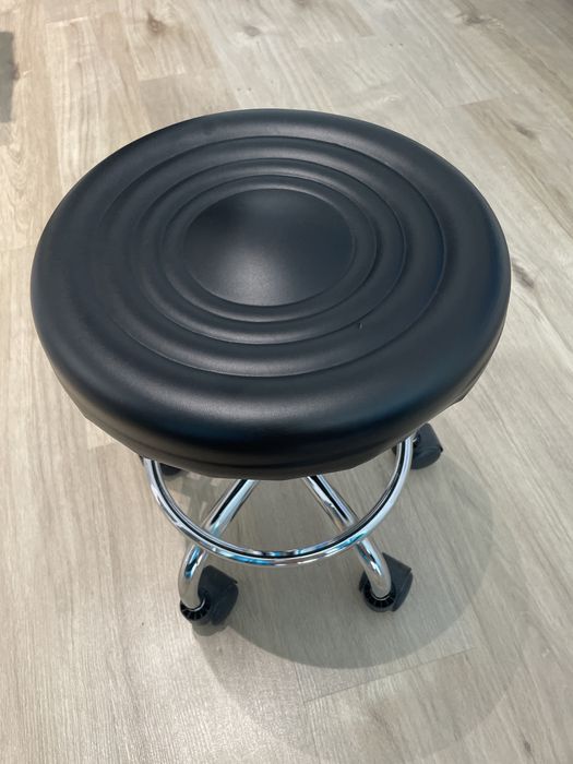 Scaun cu roti cosmetica, pedichiura, manichiura