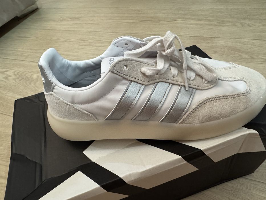 Кроссовки adidas оригинал