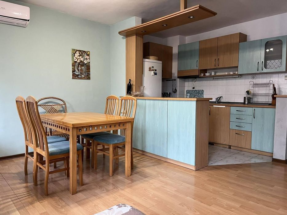 Дава се под наем Тристаен апартамент в Пловдив, Кючук Париж - 90 кв.м за 400 € - Снимка #1