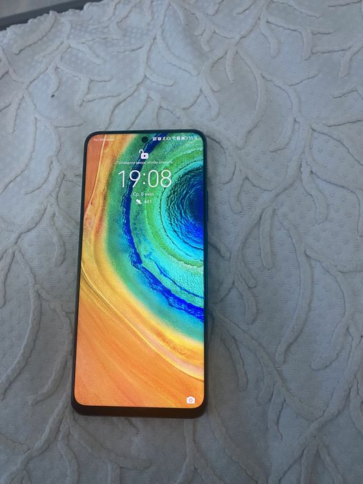Продам телефон Huawei y90