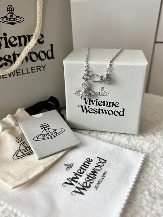 Vivienne Westwood lucrece pandantiv