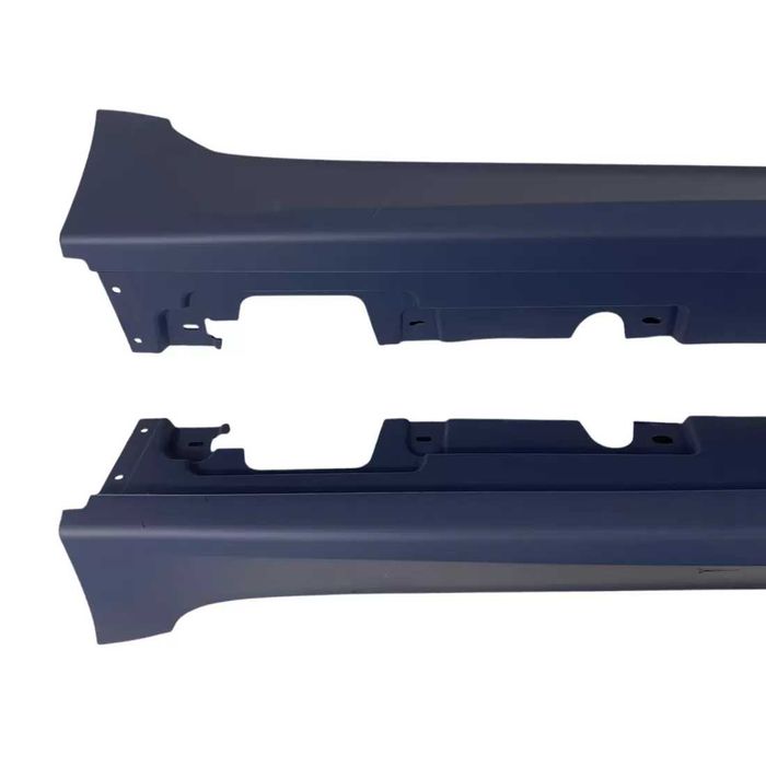 Body Kit М пакет за BMW F10 (2010+) - M5 Дизайн с отвори за халогени