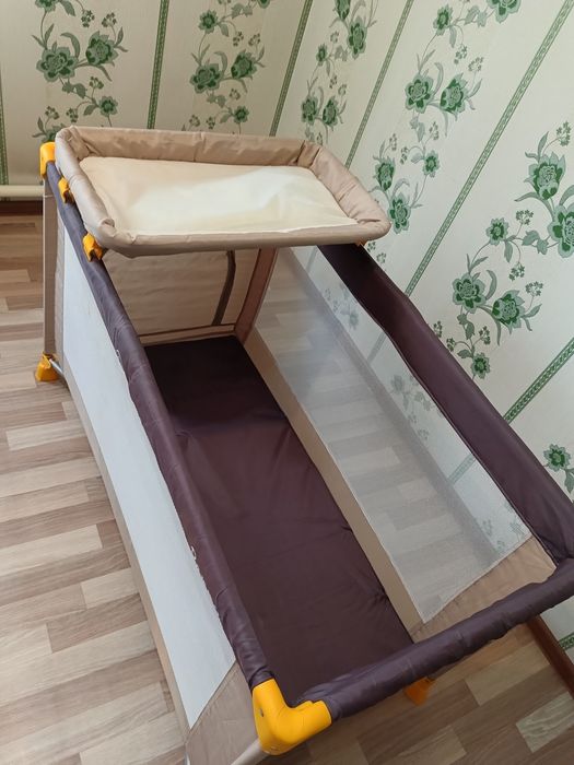 Манеж кровать складной