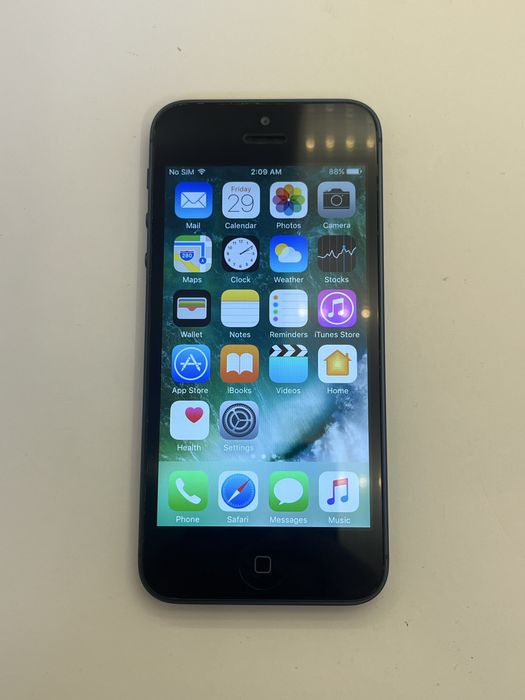 iPhone 5 Dark Blue – Перфектен