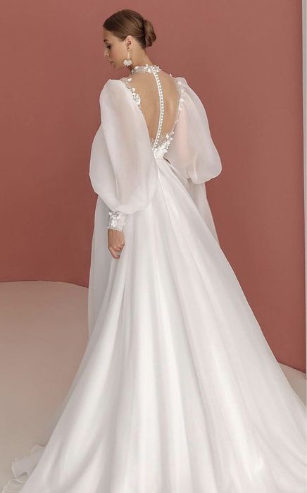 Продам свадебное платье  80000