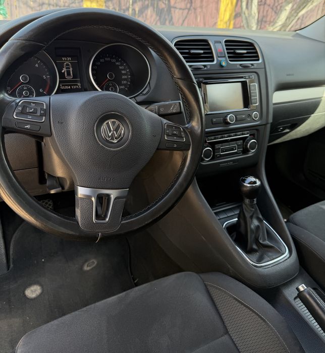 Volkswagen Golf 6 / Alb / 1.6 tdi / 255.000km REALI