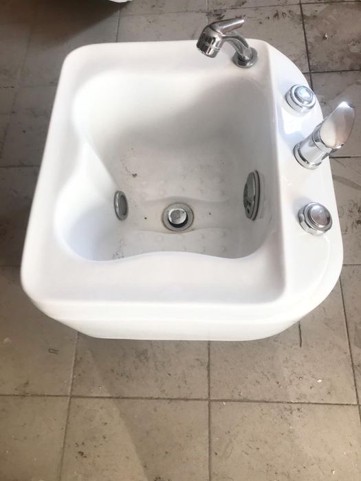 Педикюр ванночка с гидромассажем