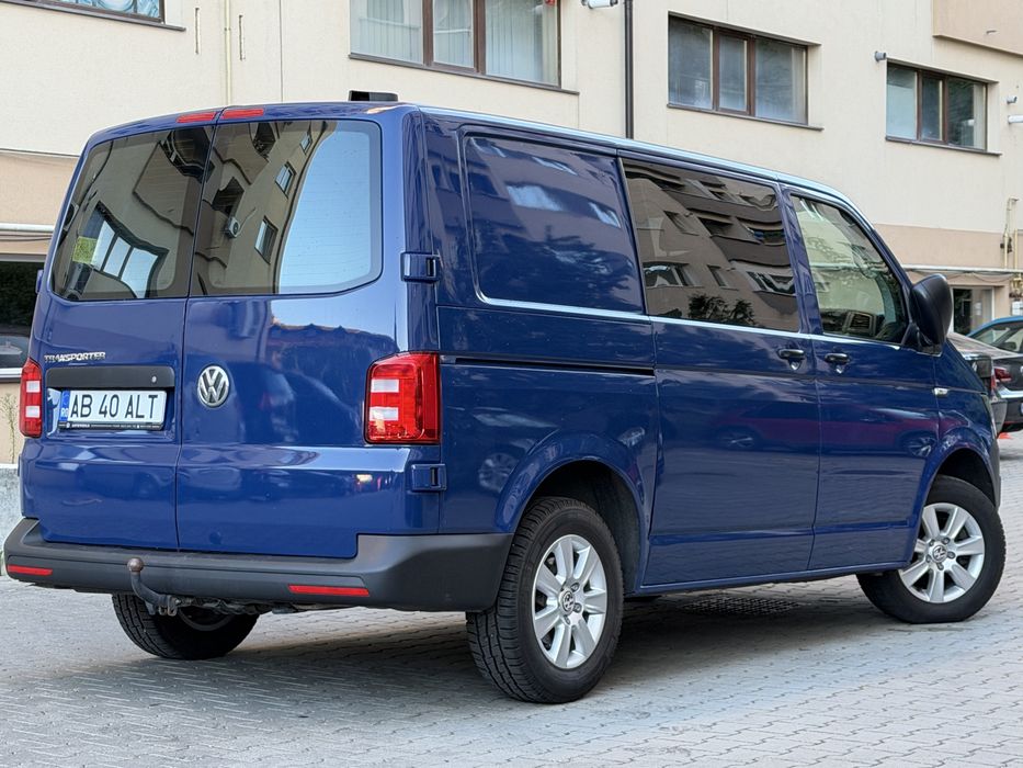 VOLKSWAGEN Transporter 2019 — imagine 3