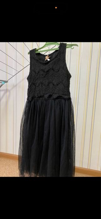Продам платье почти новое