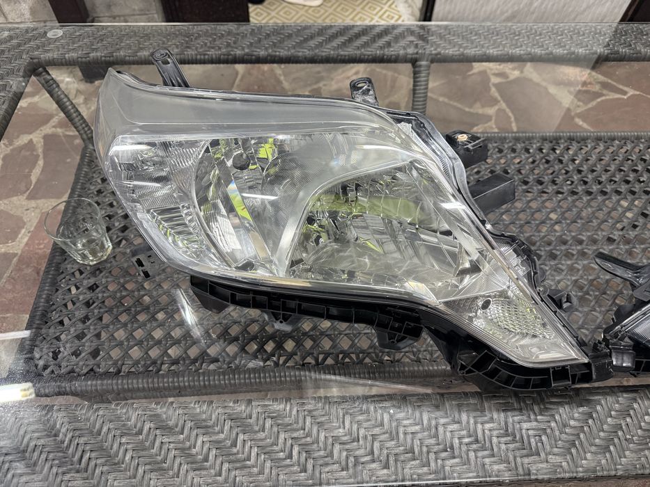 Фары передние Prado 150