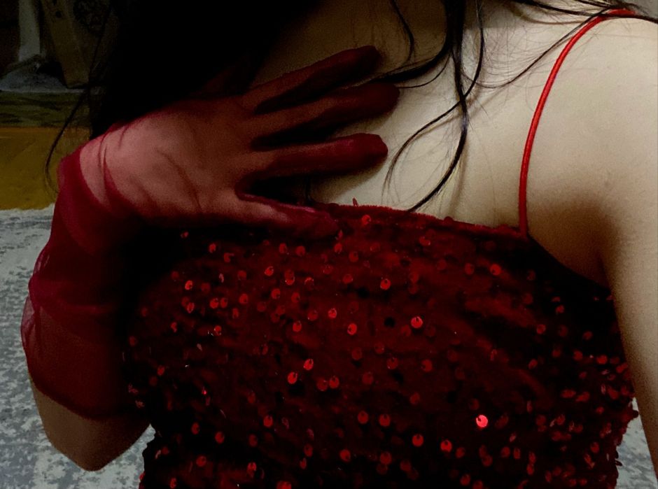 Красное вечернее платье продается срочно