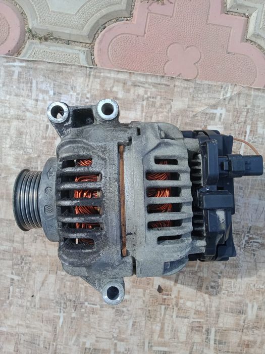 Генератор на рено