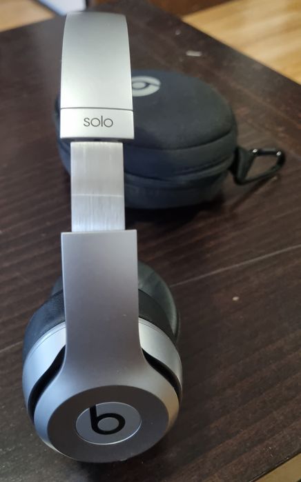 Beats Solo 2 Wireless – перфектно състояние, с калъф