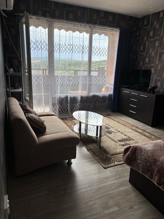 Дава се под наем Едностаен апартамент в Дупница - 45 кв.м за 200 € - Снимка #4