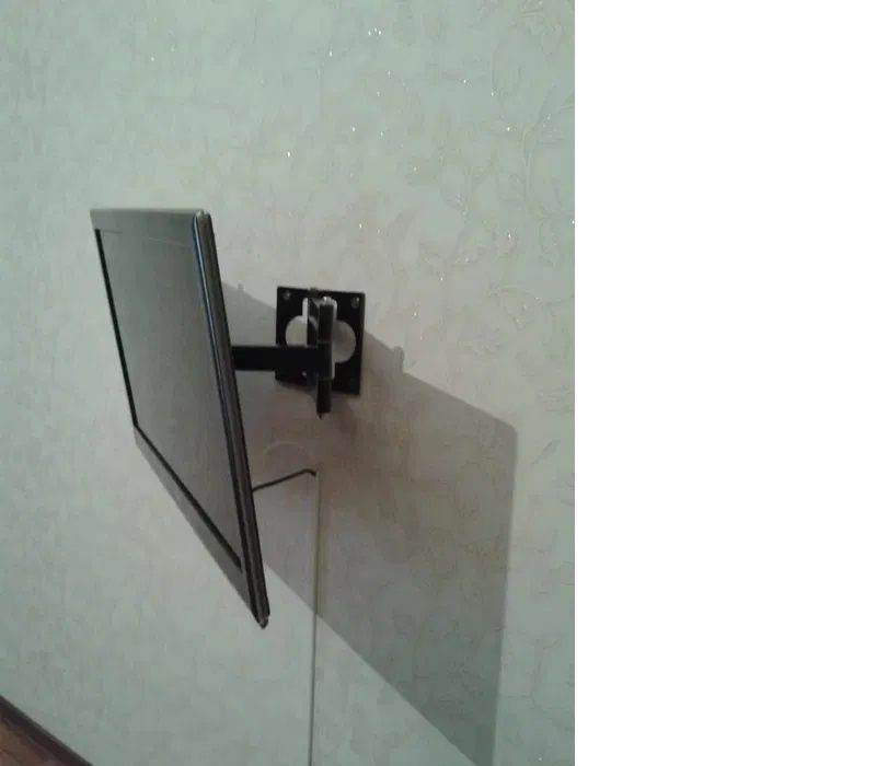 Установка телевизора на стену
