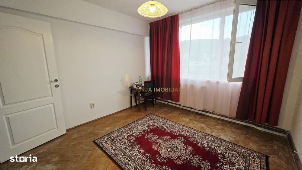 Apartament 3 Camere 70 Mp Grigorescu Zona  Policlinica Grigorescu