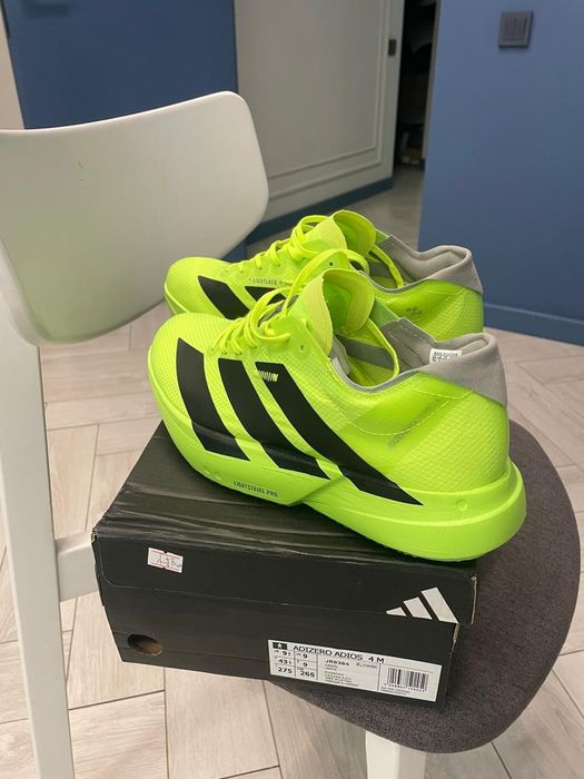 Кроссовки Adidas adiós 4M