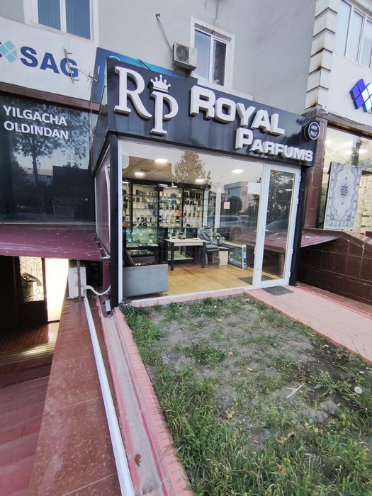 Асосий йу́л бу́йидаги магазин офис, шоурум, цех учун ижарага берилади