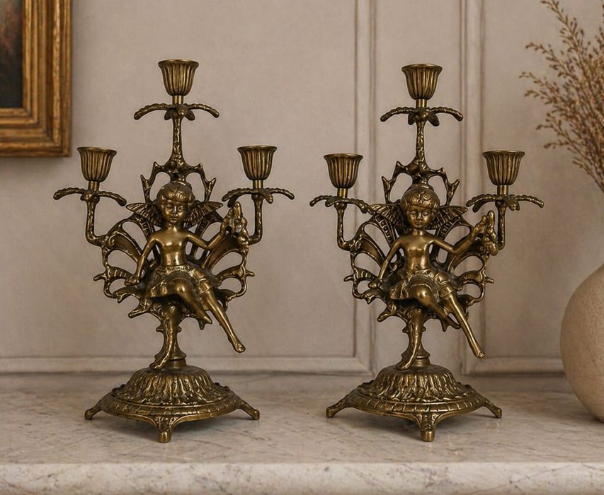 Superba garnitura de semineu din bronz masiv Baroc ,piese cu o lucrătură de o foarte mare finețe ,mecanism ceas Quartz funcțional,h 44 cm h ceas