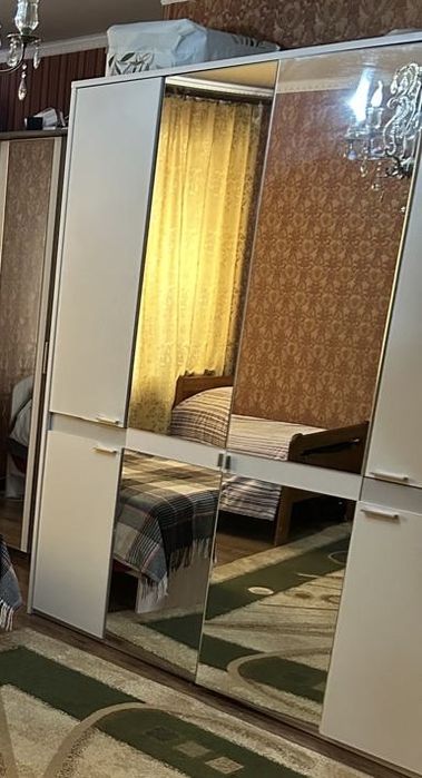 Мебель для спальнй