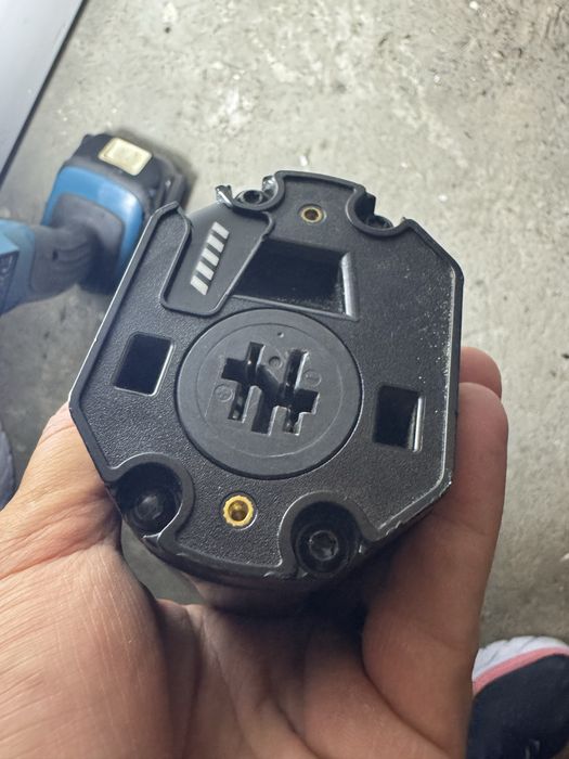 Baterie bosch veriticala de 750