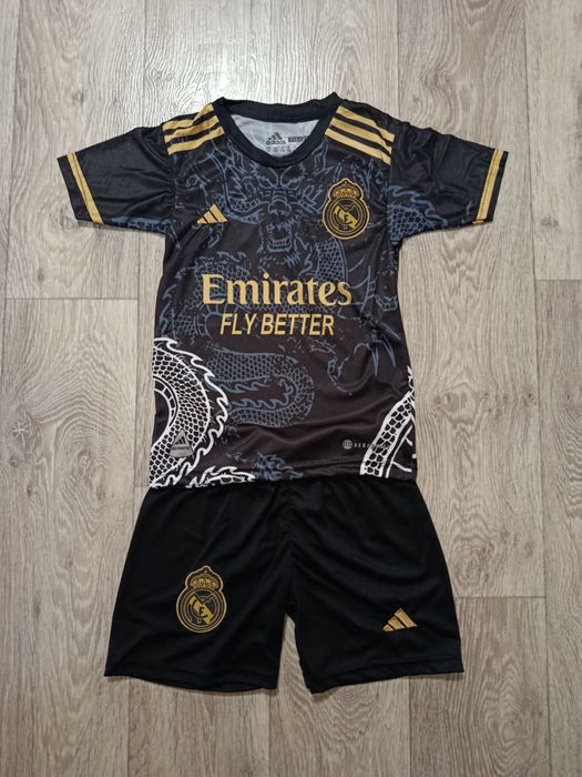 Роналдо Реал Мадрид черен дракон