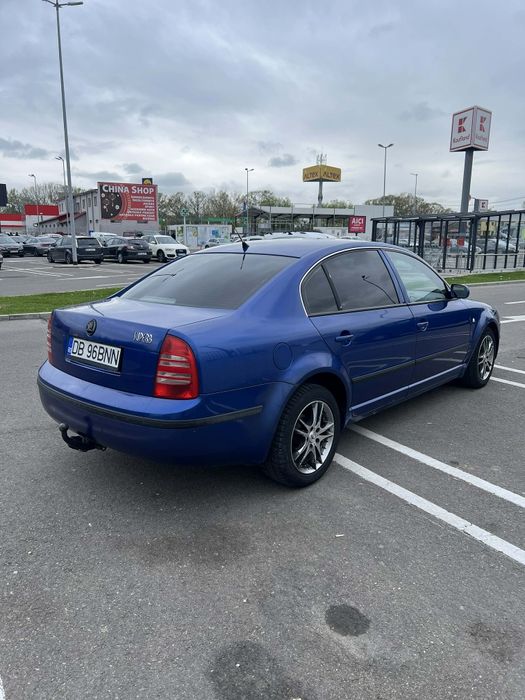 Skoda Superb 1.8T