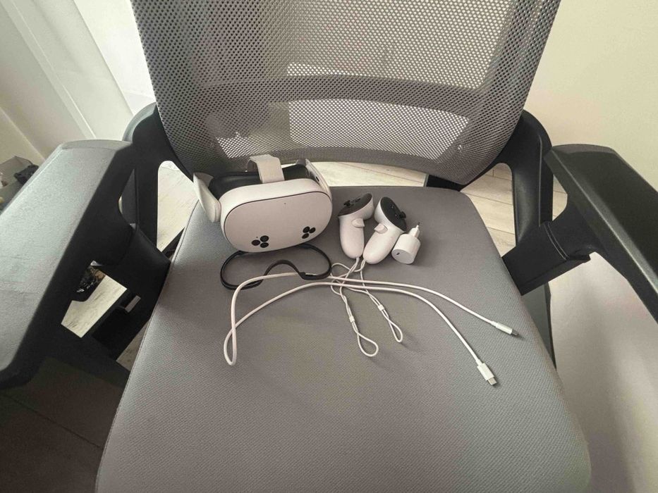 Vr очила meta quest 3s с гаранция
