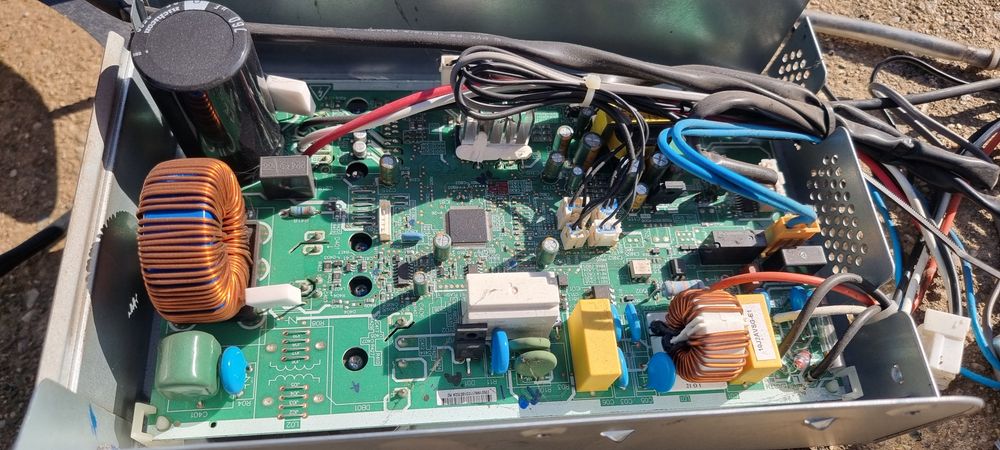 Части за климатици Toshiba компресори, платки, перки