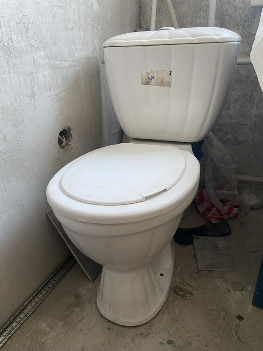 Продам Унитаз б/у