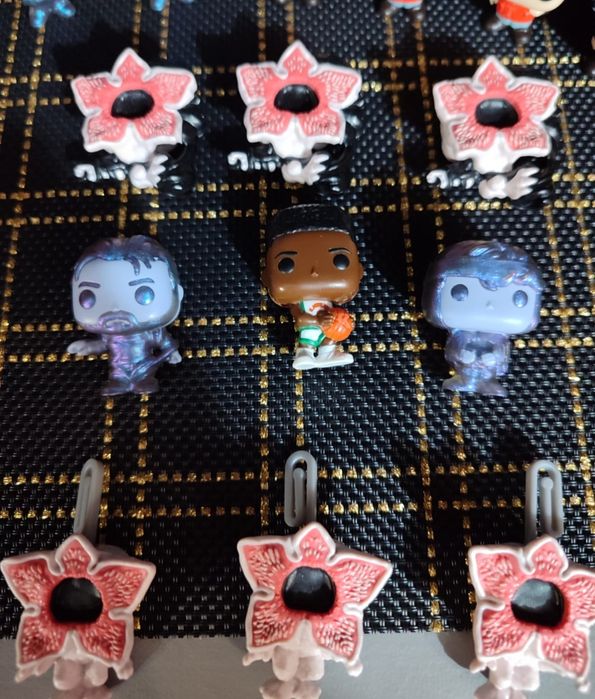 Продам фигурки ОСД Киндер Джой