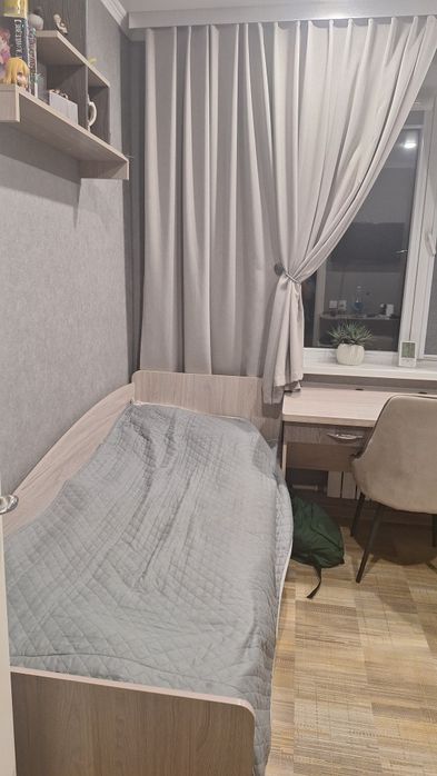 Детская спальня  с двумя кроватями