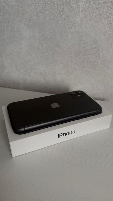 Айфон 11 128гб идеал