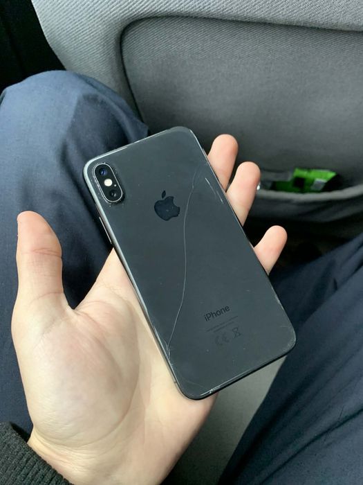 Vand/Schimb Iphone XS black 64 gb