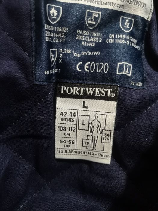 Новый Зимний комбинезон, раз. L