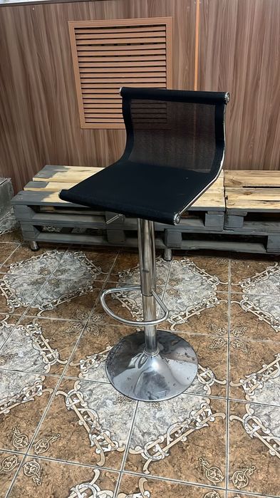 Продам стулья срочно