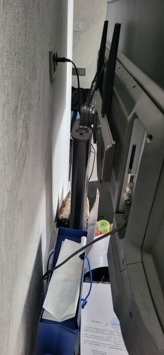 Тумба под телевизор с креплением