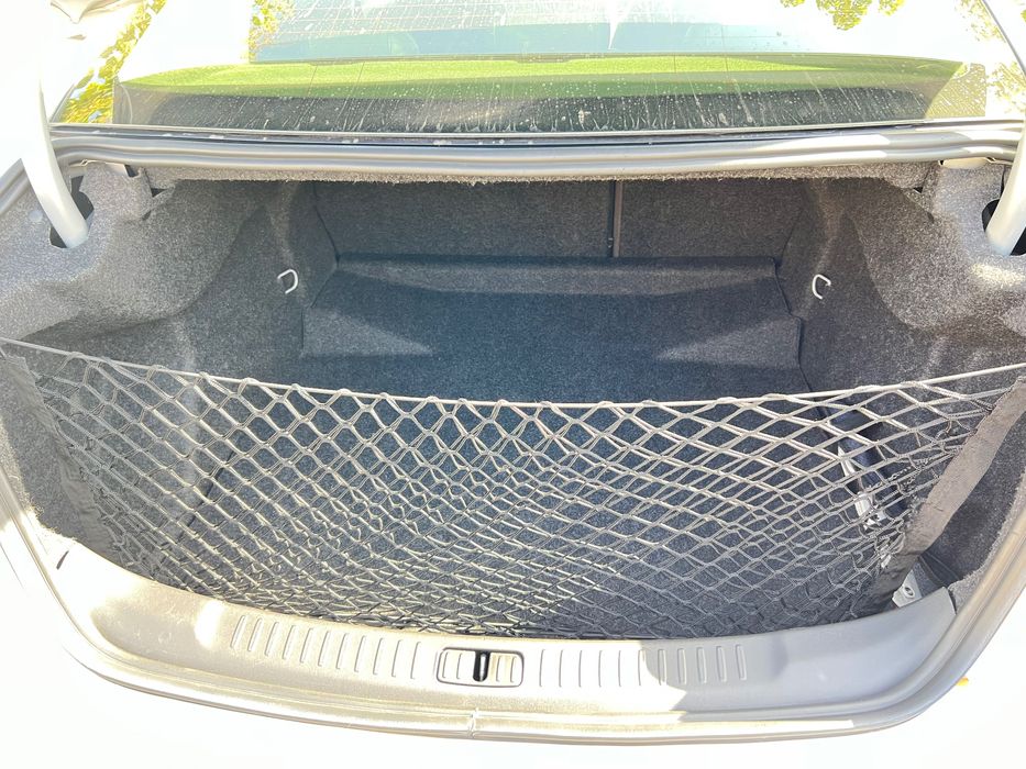 Продам Малибу 1. 3 позиция