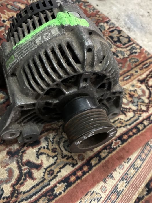 Генератор и компресор климатик за bmw e36